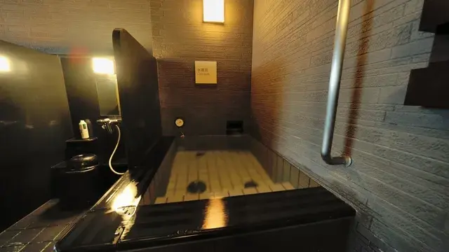 ドーミーインPREMIUM渋谷神宮前 水風呂 